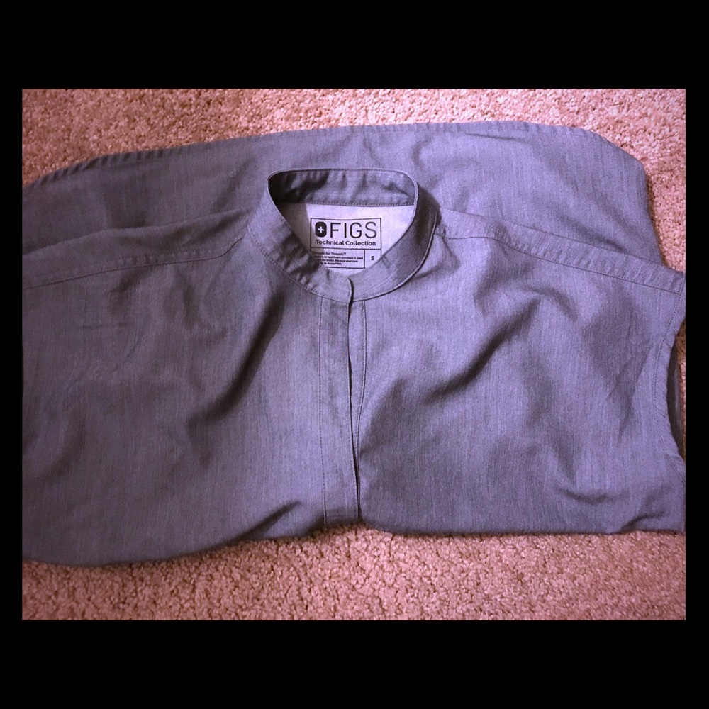 Grey small Rafaela mandarin collar scrub top